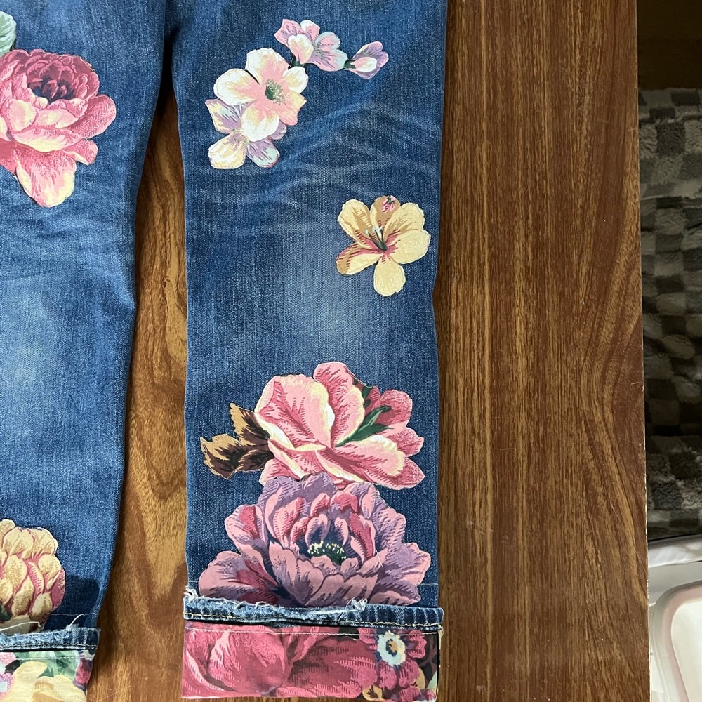 Levi's Upcycled Demin Jeans With Appliqu Of Flowe… - image 6